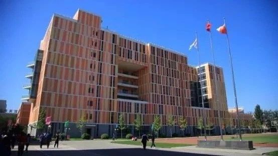 高考结束了？不！大学才刚刚开始！ 777久久久精品一区二区三区2018...
