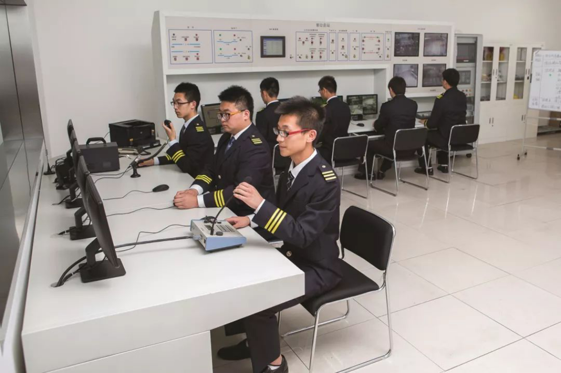 777久久久精品一区二区三区