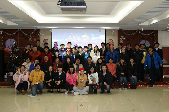 交职院中德ITS班举办“我们的职业之路”圣诞特别企划晚会