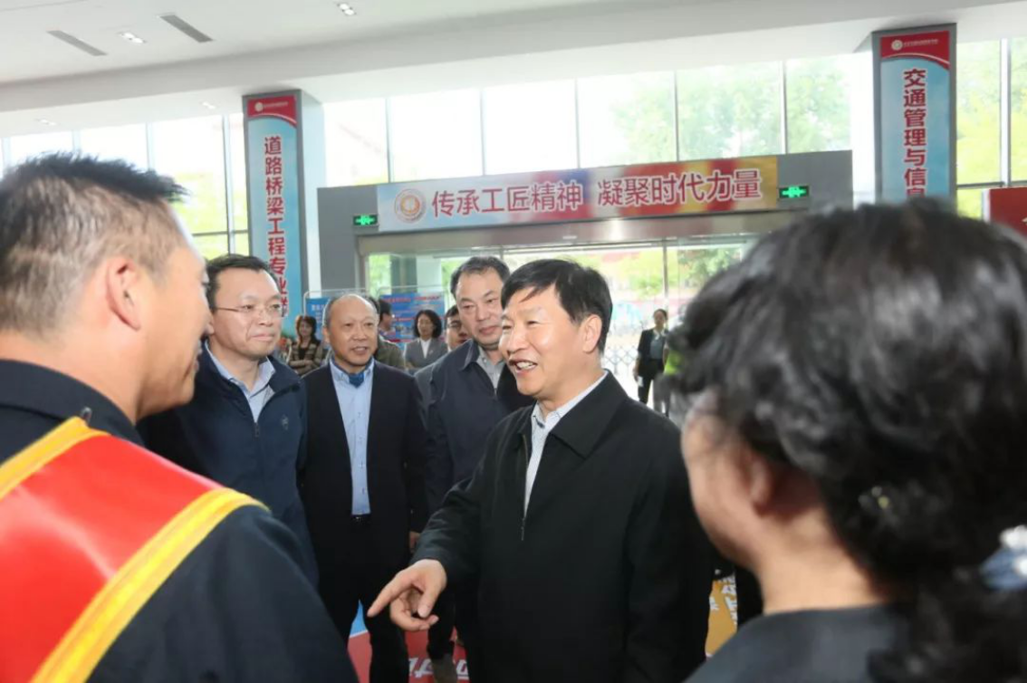 777久久久精品一区二区三区