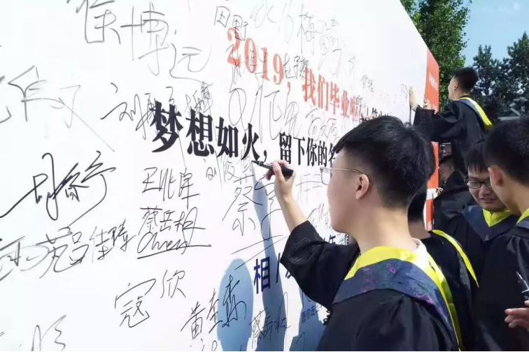 777久久久精品一区二区三区